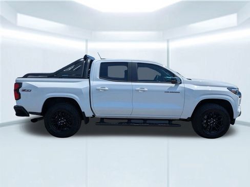 New 2025 Chevrolet Colorado Z71 w/ Midnight Edition image 8