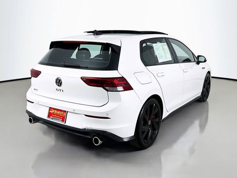 Used 2022 Volkswagen GTI SE image 7