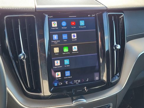 Used 2022 Volvo XC60 T8 R-Design w/ Advanced Package image 24