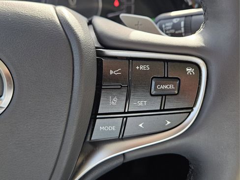 Used 2022 Lexus ES 300h 300h image 26