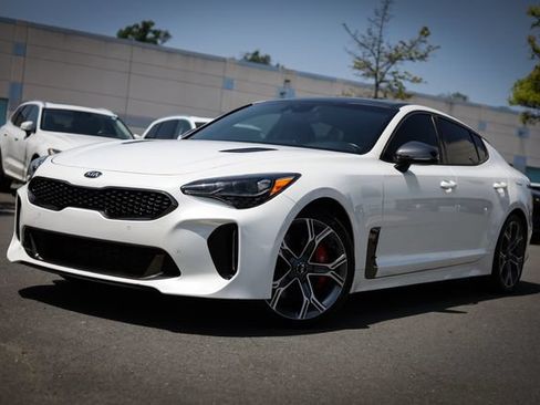 Used 2019 Kia Stinger GT1 RWD image 6