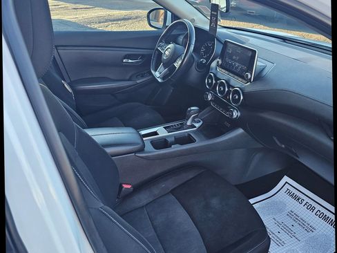 Used 2021 Nissan Sentra SV image 9