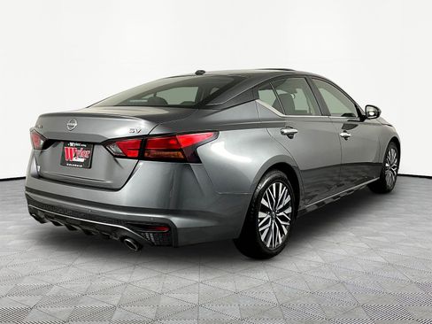 Certified 2024 Nissan Altima 2.5 SV w/ SV Premium Package FWD image 6