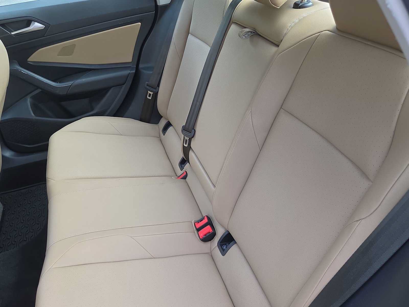 Used 2020 Volkswagen Jetta SE w/ SE Cold Weather Package FWD image 19