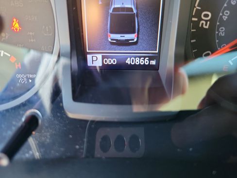 Used 2021 Toyota Tacoma SR image 19