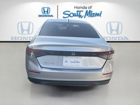 Certified 2025 Honda Accord LX image 6