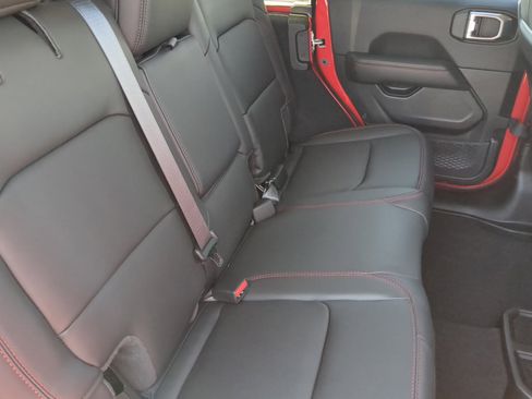 New 2025 Jeep Wrangler Rubicon w/ Steel Bumper Group image 18