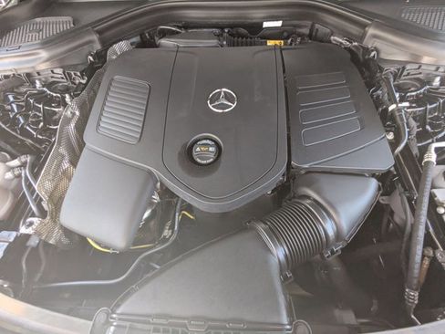 Certified 2026 Mercedes-Benz GLC 300 image 23