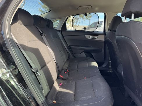 Used 2020 Kia Forte FE image 13