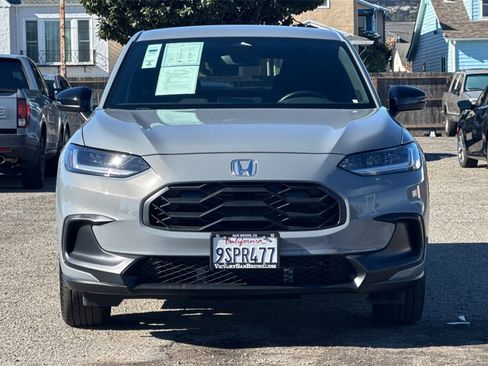 Certified 2025 Honda HR-V Sport image 9