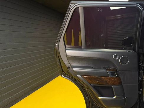 Used 2014 Land Rover Range Rover Autobiography AWD/4WD image 16