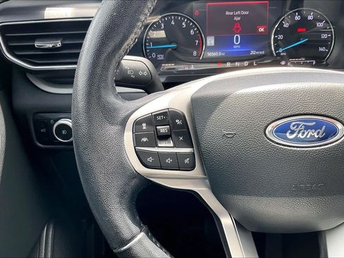 Used 2023 Ford Explorer XLT w/ Equipment Group 202A RWD image 22