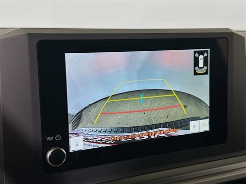 Used 2025 Toyota 4Runner TRD Off-Road image 10