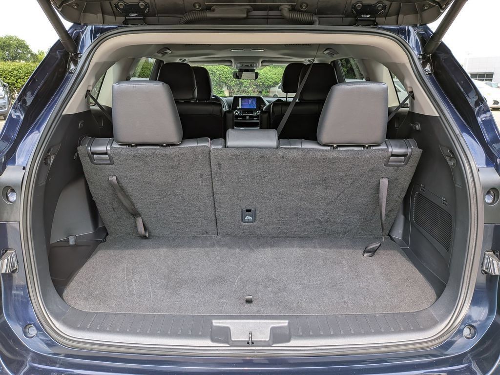 Used 2026 Toyota Highlander XLE AWD/4WD image 39