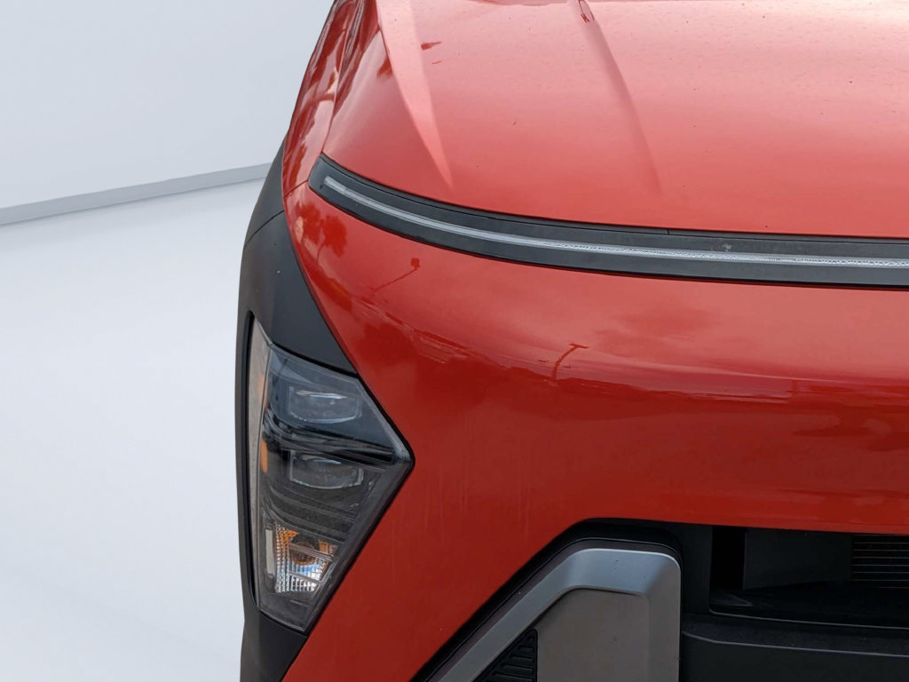 Used 2025 Hyundai Kona SEL FWD image 12