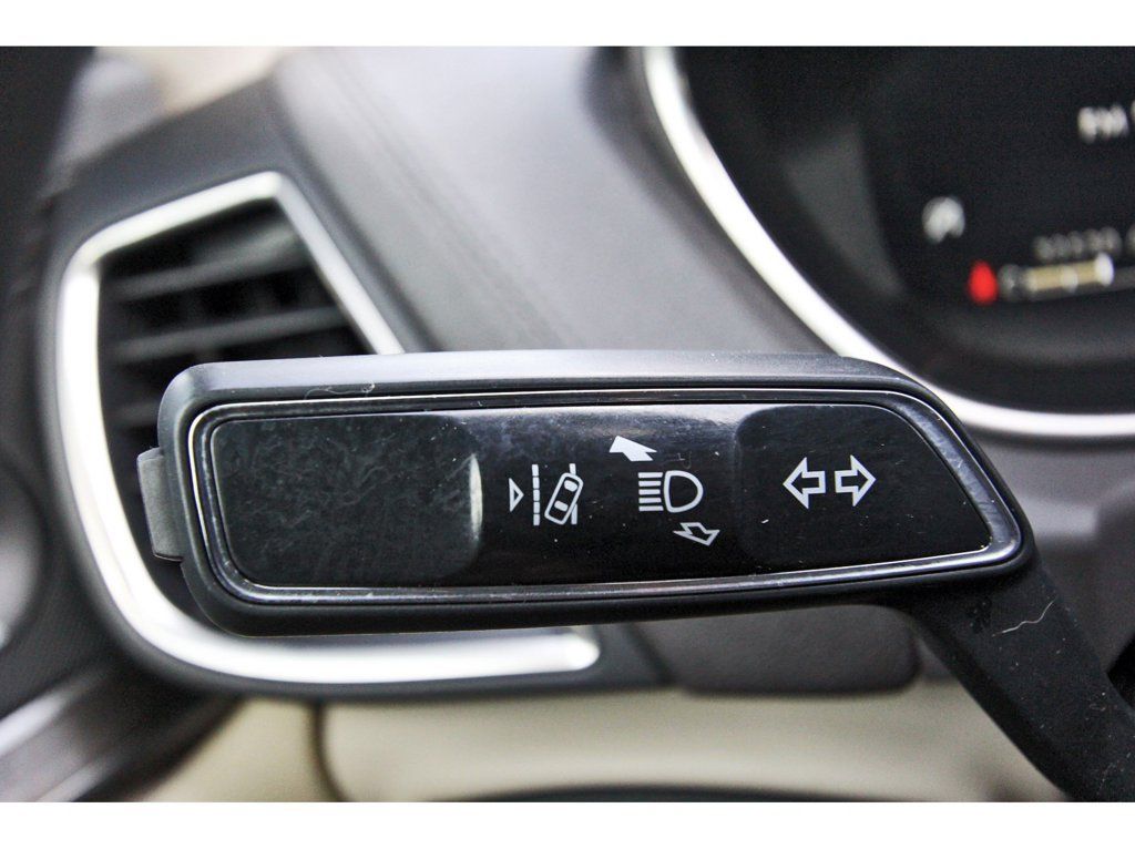 Used 2020 Lincoln Nautilus Reserve w/ Cargo Utility Package FWD image 20
