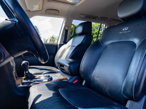 Used 2011 INFINITI QX56 4WD w/ Theater Pkg image 15
