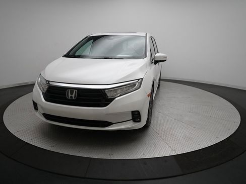 Used 2024 Honda Odyssey Elite image 34