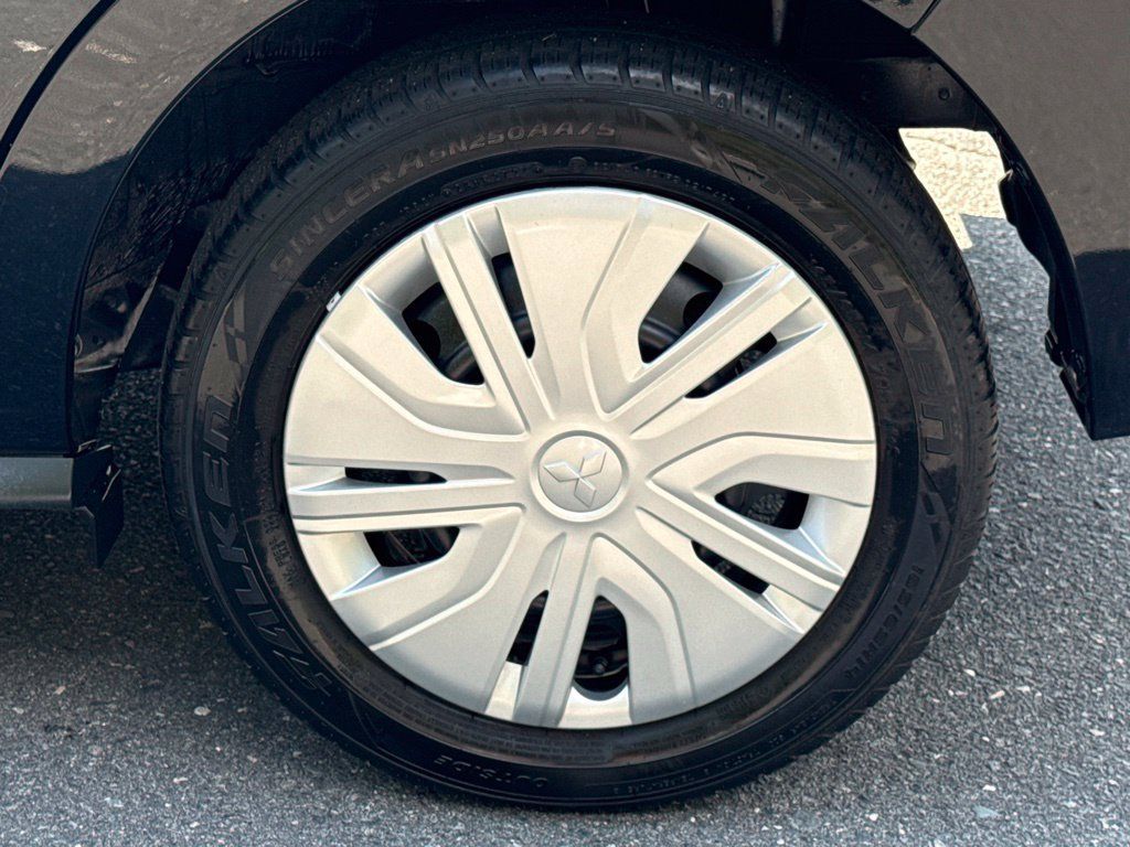 Used 2024 Mitsubishi Mirage ES FWD image 13