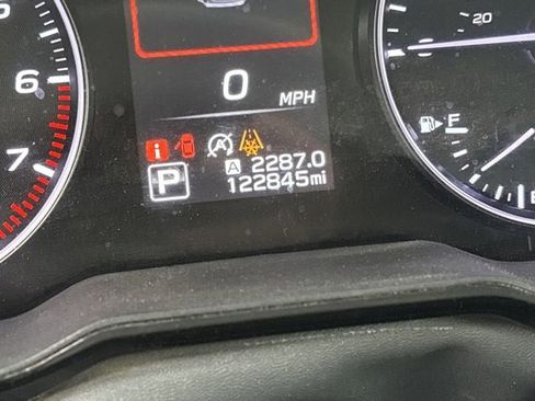 Used 2021 Subaru Outback Premium image 10