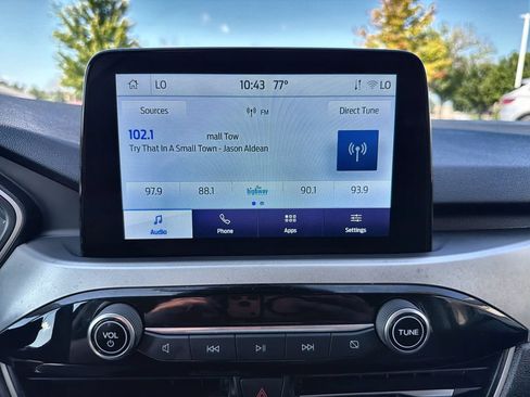 Used 2022 Ford Escape SE w/ SE Sport Appearance Package FWD image 21