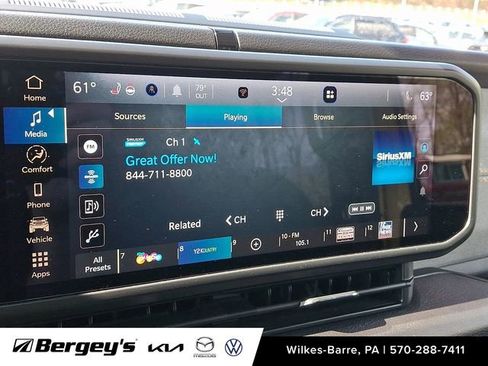 Used 2024 Jeep Wrangler Unlimited w/ Convenience Group AWD/4WD image 19