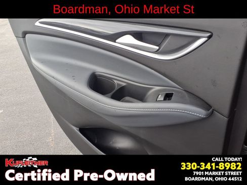 Used 2024 Buick Enclave Essence w/ Experience Buick Package AWD/4WD image 15