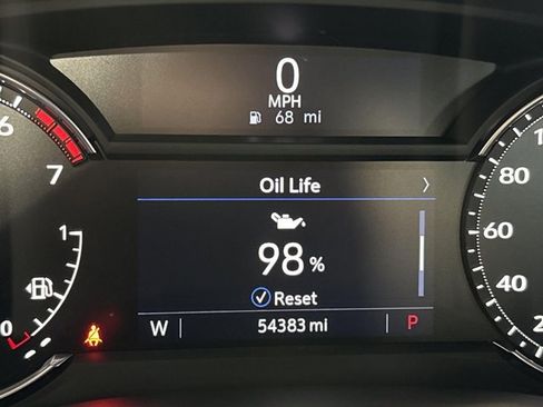 Used 2020 Cadillac XT5 Premium Luxury w/ LPO, Floor Liner Package FWD image 13