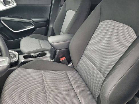 Used 2023 Kia Soul LX w/ Option Group 015 image 13