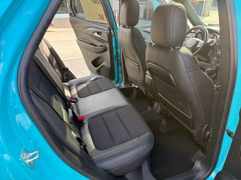 Used 2021 Chevrolet TrailBlazer RS w/ Sun and Liftgate Package AWD/4WD image 34