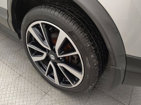 Used 2018 Nissan Rogue Sport SL image 31