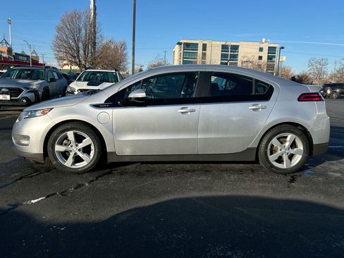Used 2013 Chevrolet Volt w/ Enhanced Safety Package 1 image 7