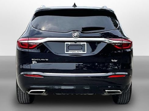 Used 2020 Buick Enclave Essence w/ LPO, Luxury Package FWD image 4