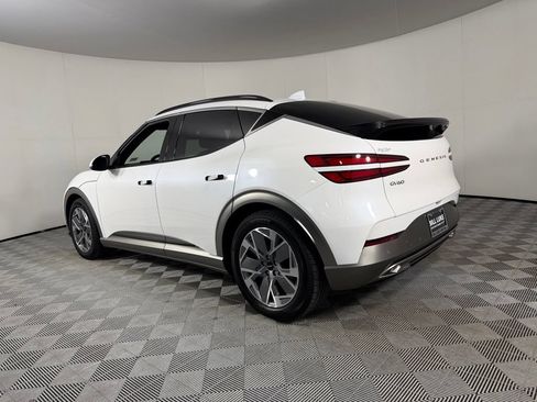 Used 2025 Genesis GV60 RWD image 10