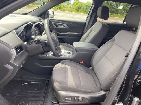 Certified 2023 Chevrolet Traverse LT FWD image 15