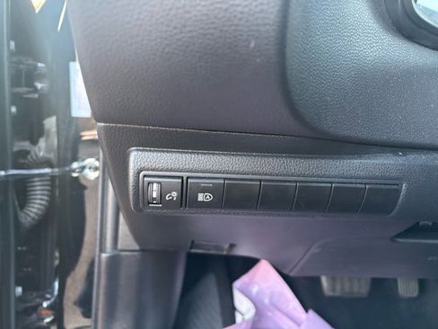 Used 2024 Toyota Corolla LE FWD image 9