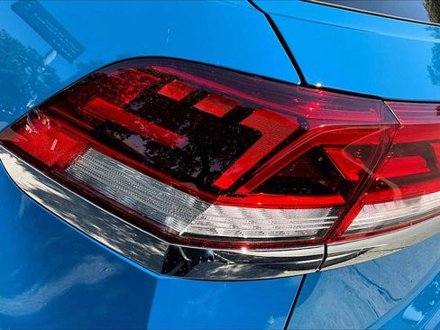 New 2026 Volkswagen Atlas Cross Sport SE image 14