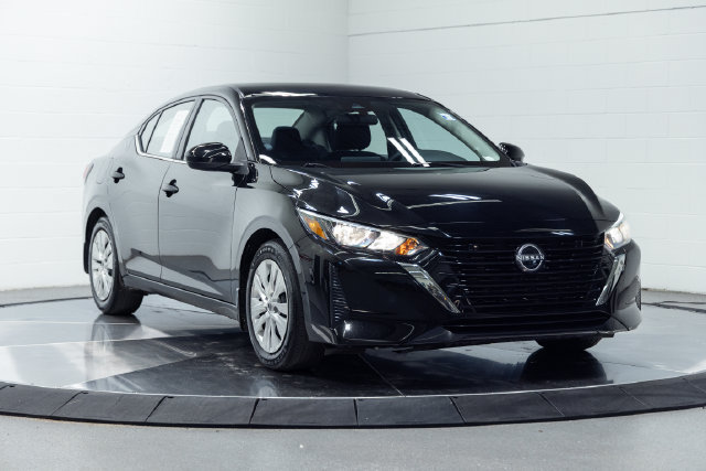 Used 2025 Nissan Sentra S FWD image 4