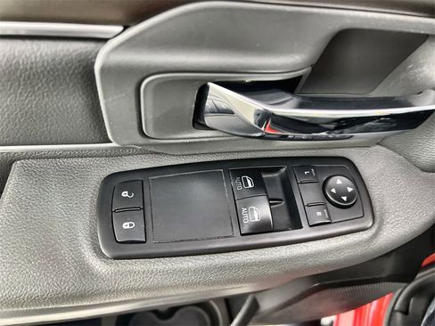 Used 2019 RAM 1500 Express w/ Express Value Package image 15