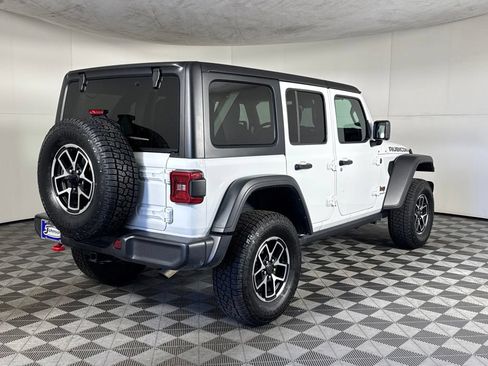 Certified 2025 Jeep Wrangler Unlimited Rubicon AWD/4WD image 9