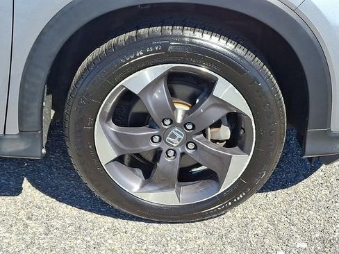 Used 2018 Honda HR-V EX image 8