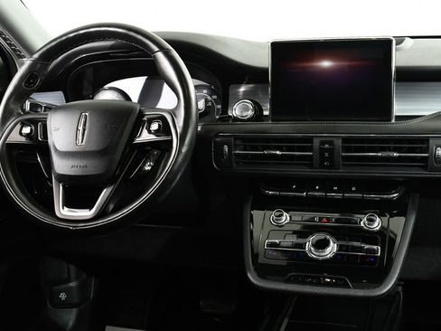 Used 2022 Lincoln Corsair AWD w/ Premium Package image 8