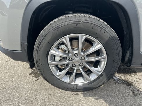 Used 2022 Jeep Cherokee Latitude Lux image 7