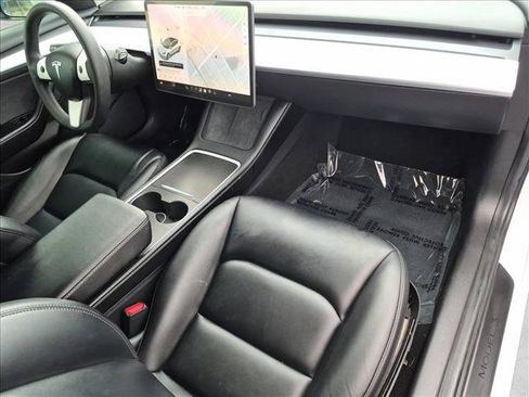 Used 2021 Tesla Model 3 Standard Range Plus RWD image 23