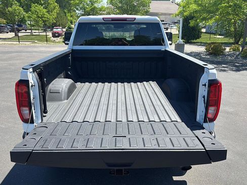 Used 2023 GMC Sierra 2500 SLE w/ SLE Convenience Package AWD/4WD image 15