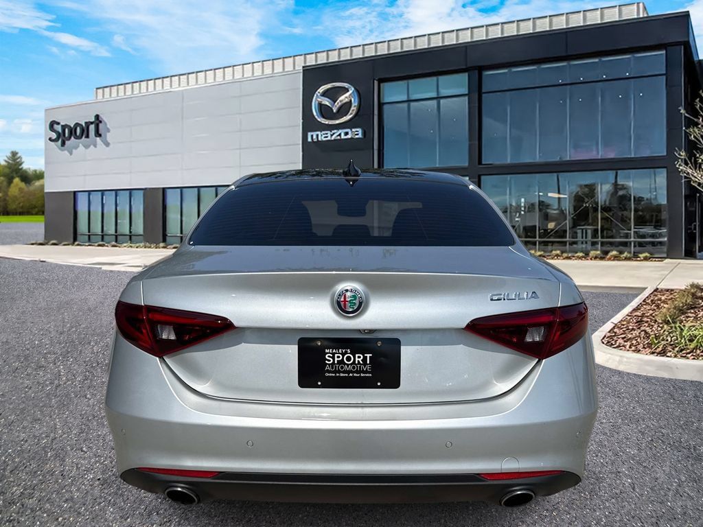 Used 2021 Alfa Romeo Giulia Ti w/ Active Assist 2 Package TI RWD image 5