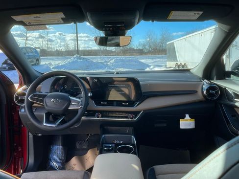 New 2026 Chevrolet Equinox ACTIV w/ Convenience Package III image 23