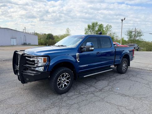 Used 2022 Ford F250 Lariat w/ Lariat Value Package image 8
