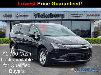 New 2027 Chrysler Pacifica Select