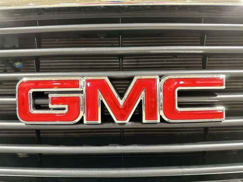 Used 2024 GMC Savana 2500 w/ Driver Convenience Package image 26